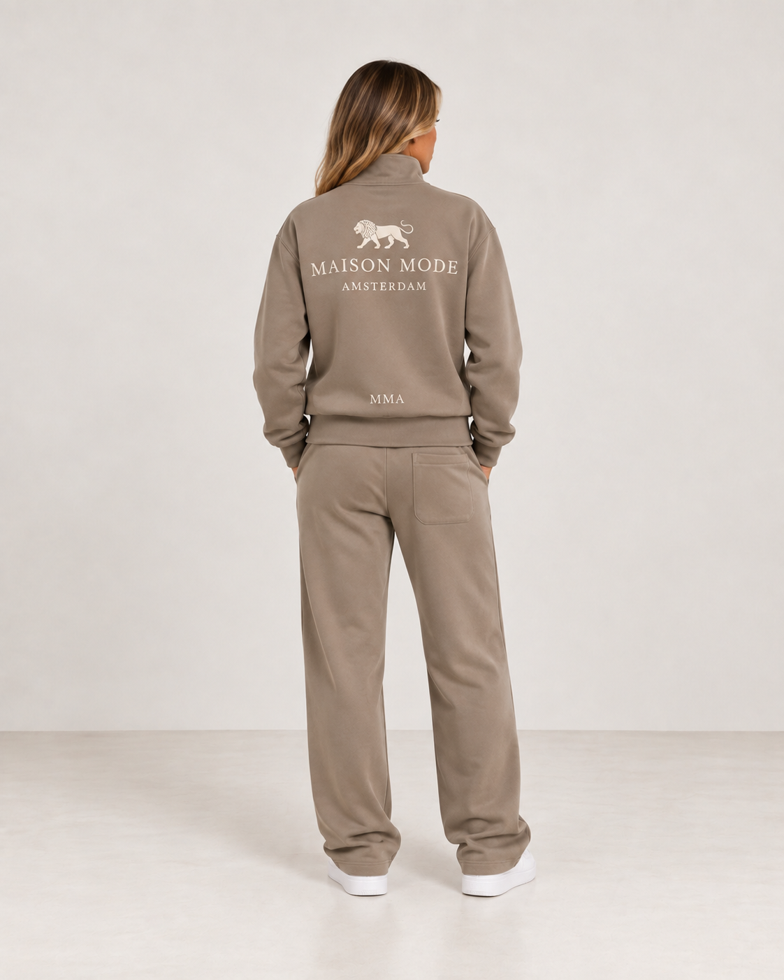 The Signature Set Taupe
